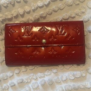Authentic Red LV Vernis long wallet